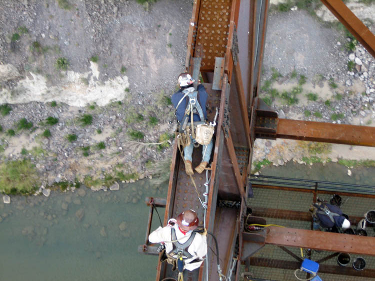Burro Creek Bridge Crew Erection 4