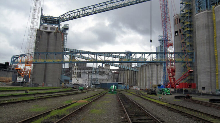 VAK - Crane and Heavy Lift Engineering